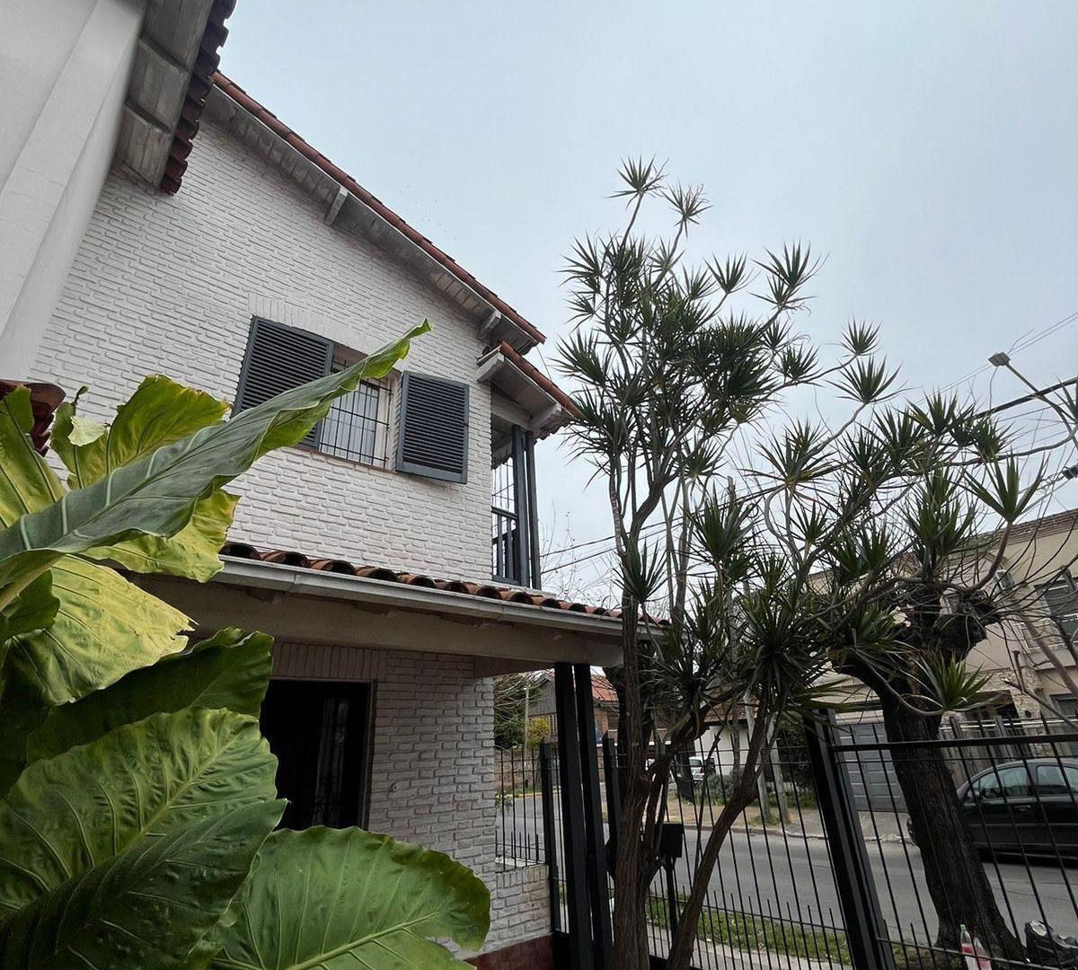 Foto de Casa Estilo Inglés de 6 Ambientes en Venta, imagen 1