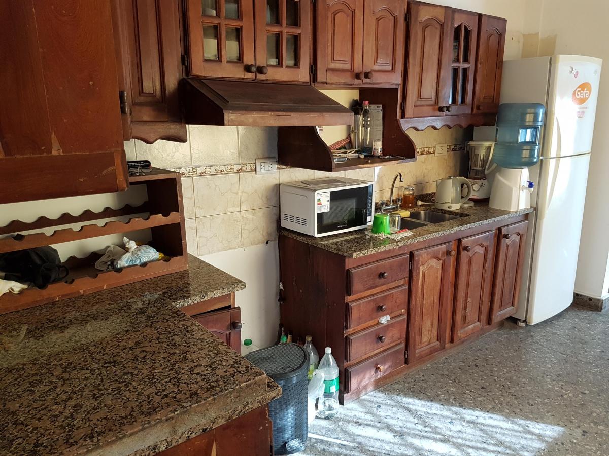 Venta Casa + 8 Departamentos (Con Renta) en Loma Hermosa 2