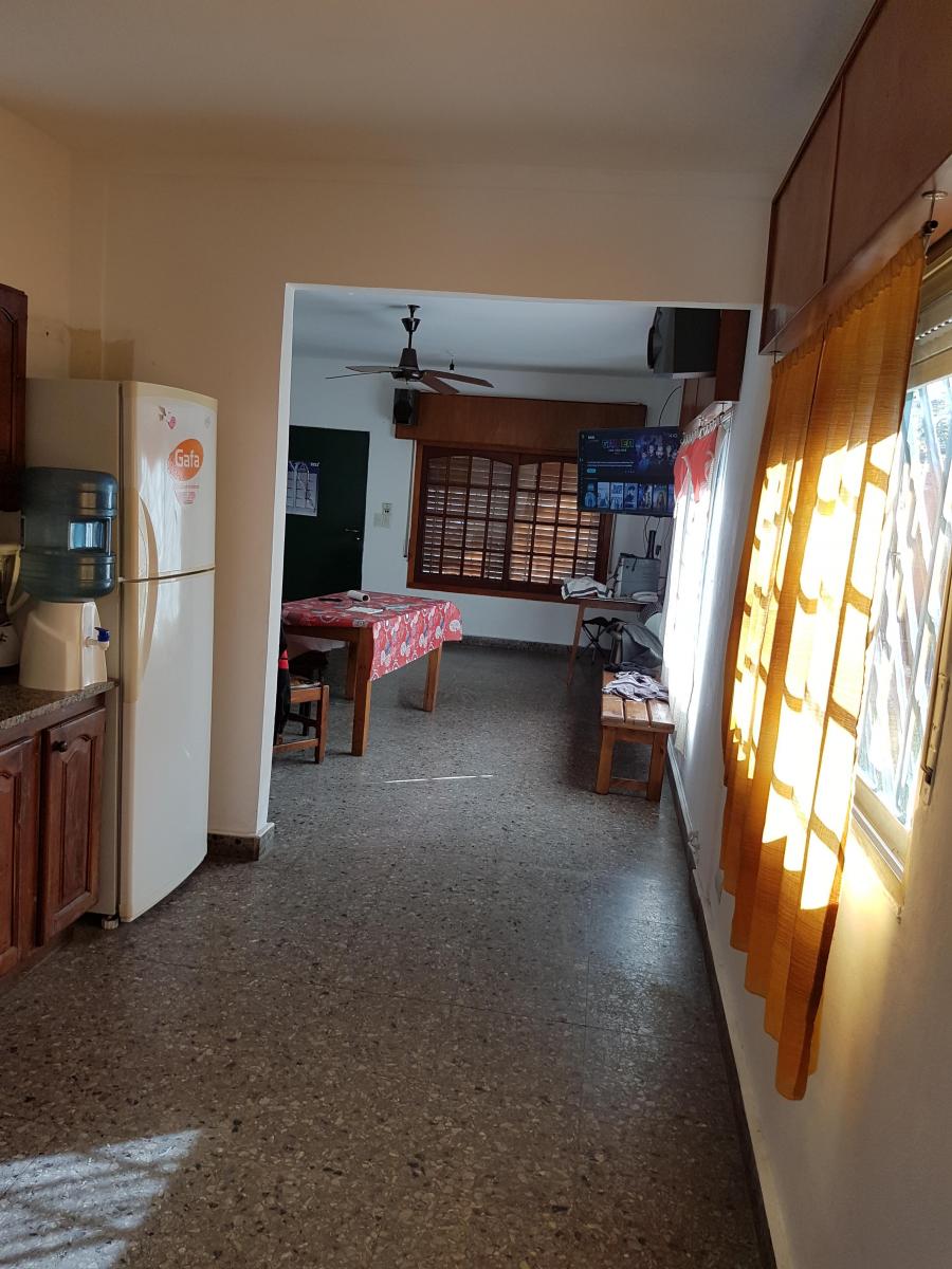 Venta Casa + 8 Departamentos (Con Renta) en Loma Hermosa 1