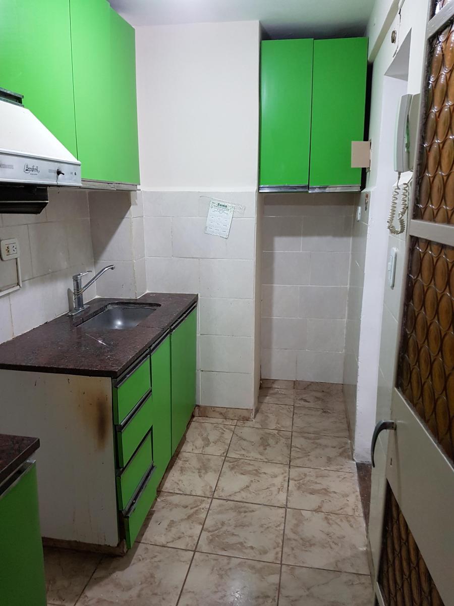 Venta Departamento 2 Ambientes con Patio Centro de San Martin 2