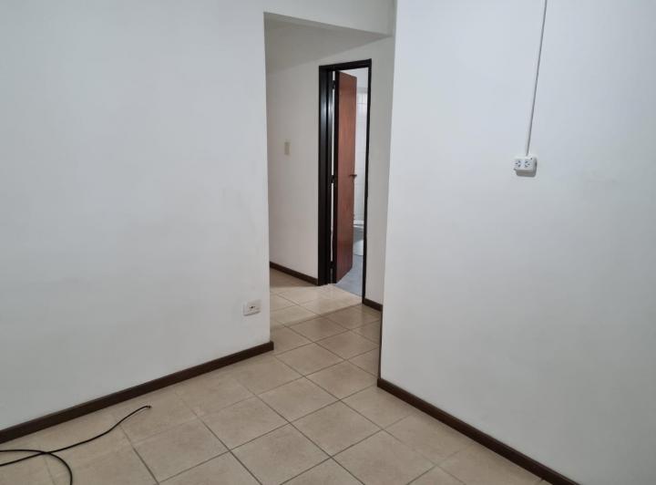 OFICINA 3 Amb. CENTRO San Martín 2