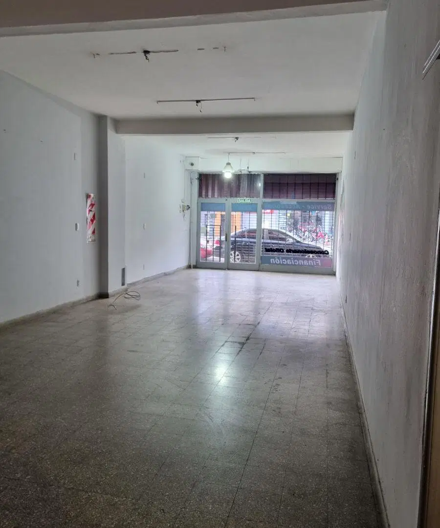 ALQUILER LOCAL SOBRE AVENIDA - CENTRO SAN MARTIN 4