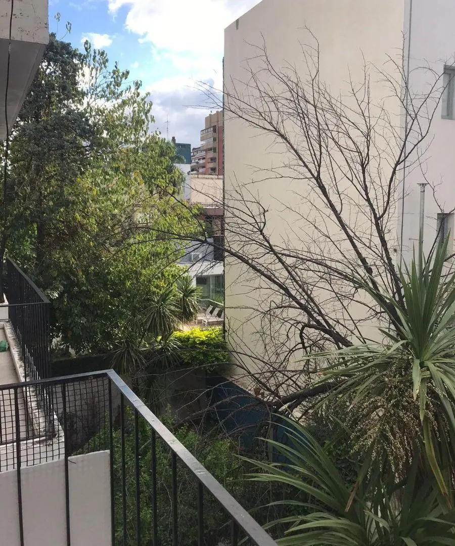 PRECIOSO DEPARTAMENTO DE TRES AMBIENTES. OPORTUNIDAD!. 1