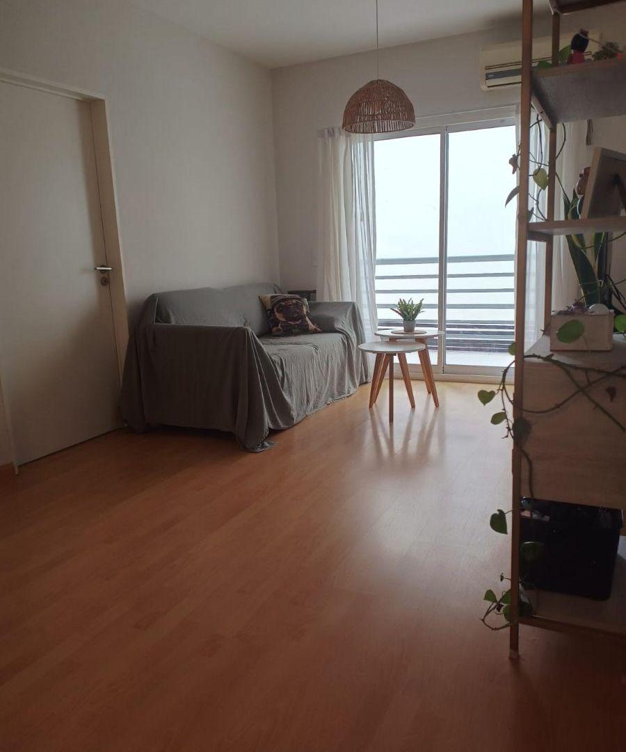 Foto de OPORTUNIDAD UNICA! EXCELENTE DEPARTAMENTO DE 2 AMBIENTES, imagen 2