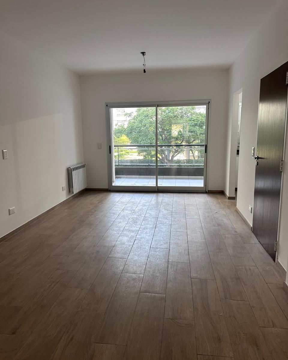 VENTA DEPARTAMENTO- 2 AMB- CON COCHERA- EXCELENTE UBICACION- SE VENDE CON RENTA