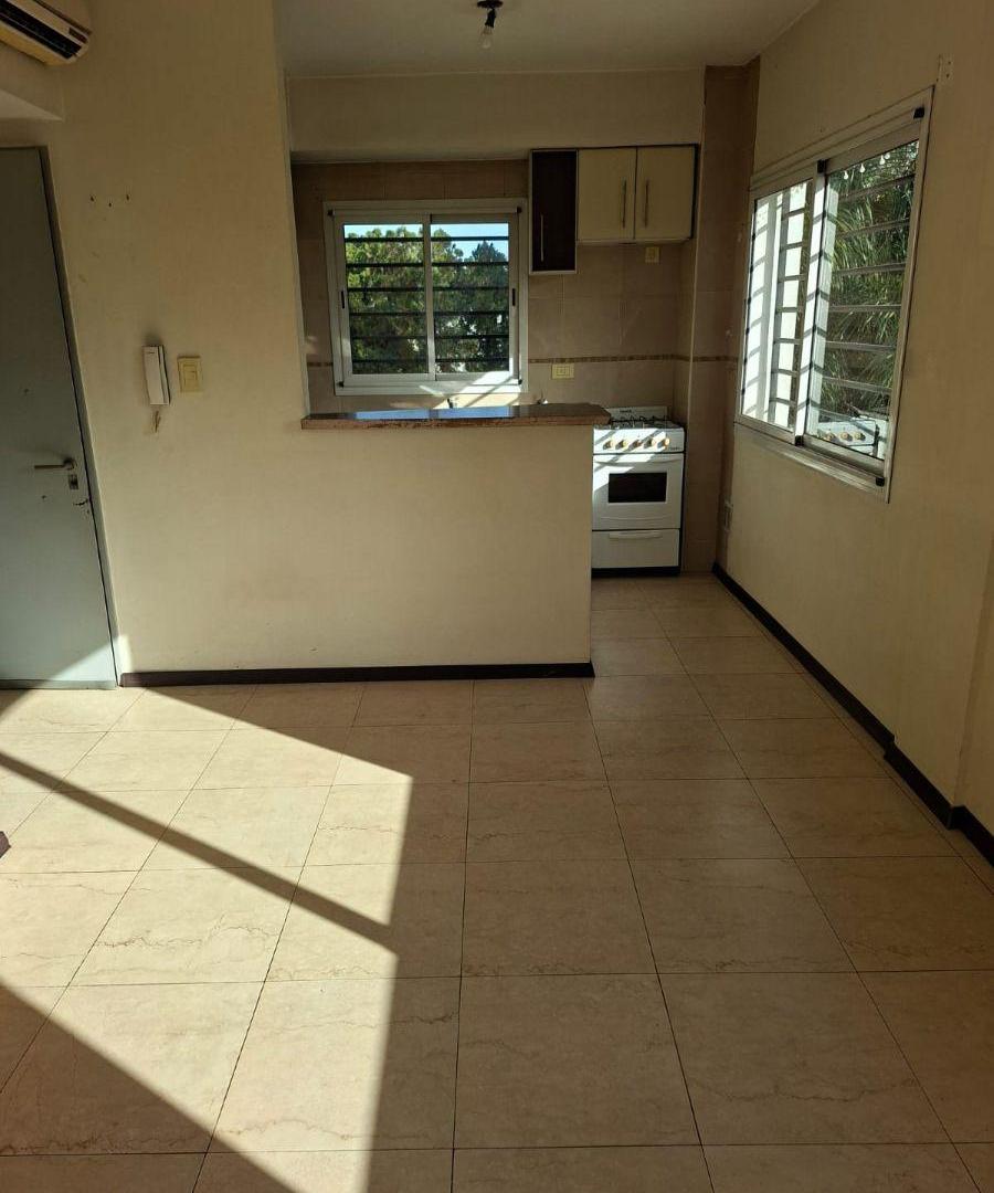 Foto de DEPARTAMENTO 2º PISO X ESCALERA, imagen 4
