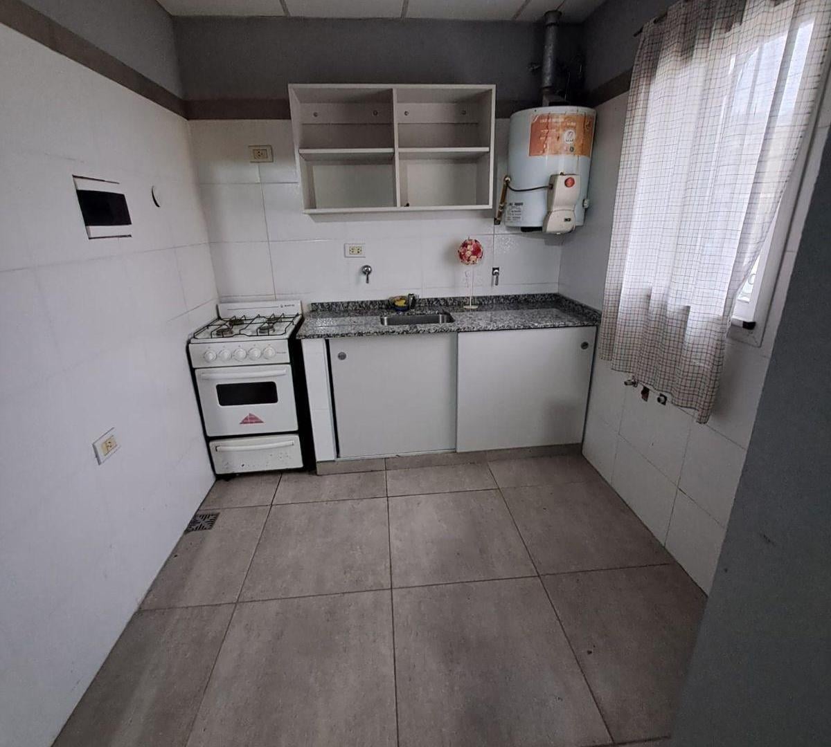 Foto de DEPARTAMENTO T/CASA FRENTE, imagen 2