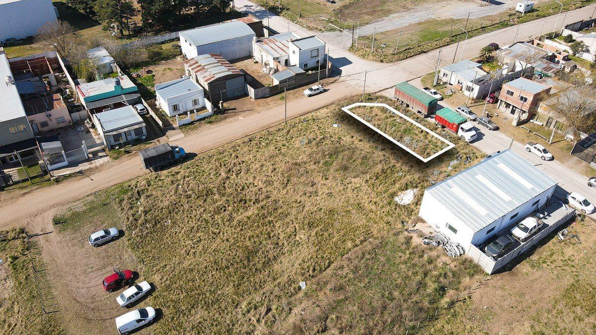 Venta Lote Divisible Usos Mixtos con Financiacion 1