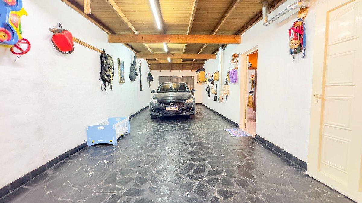 Venta Casa 2 Dorm. en Amplio Lote - Tandil 3