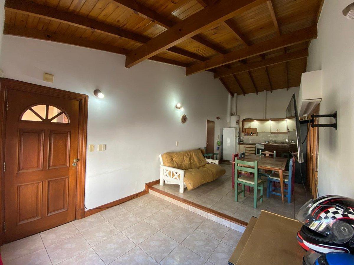 Venta Casa 3 Dorm. + Departamento - Tandil 5