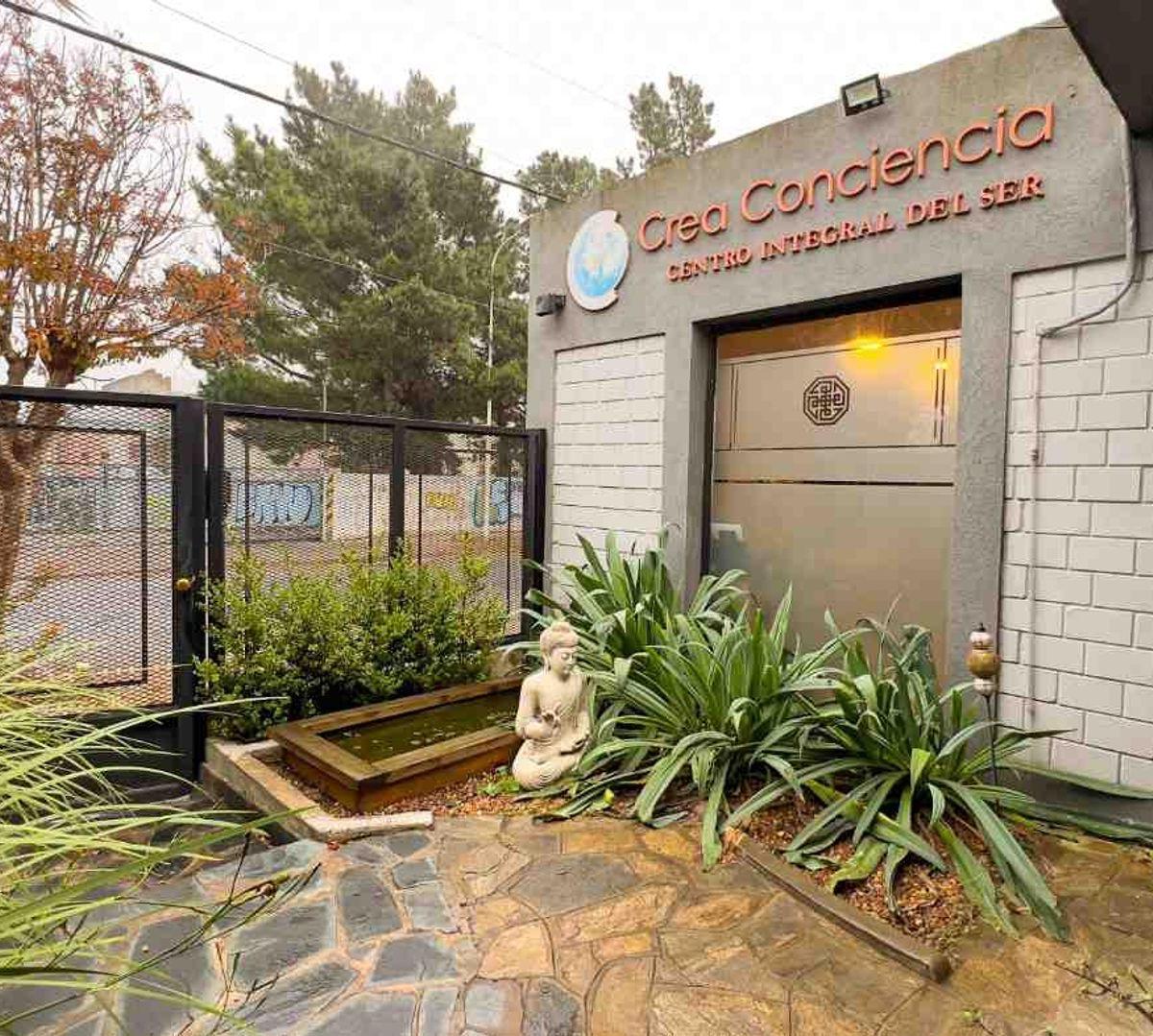 Venta Casa con Dependencias - Semicentro - Tandil 3