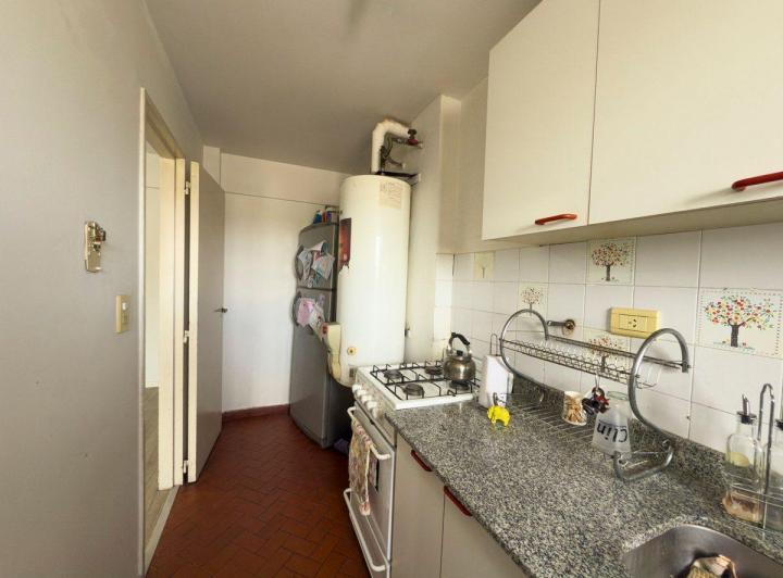VENTA DE DEPARTAMENTO DOS DORMITORIOS SEMICENTRICO 2