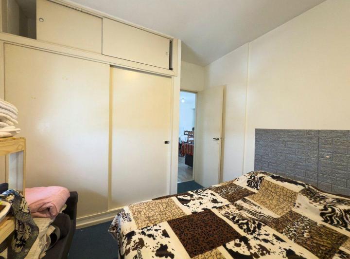 VENTA DE DEPARTAMENTO DOS DORMITORIOS SEMICENTRICO 5