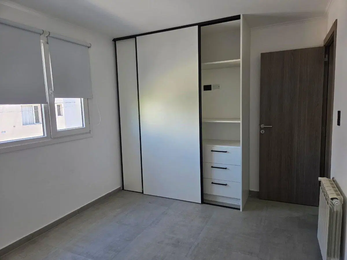 EN VENTA DEPARTAMENTO A ESTRENAR SEMICENTRO TANDIL 4