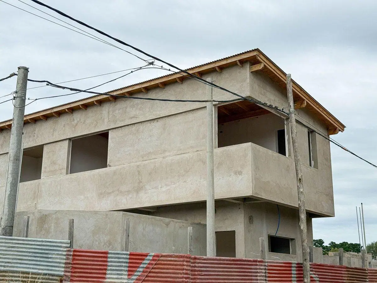 VENTA DEPARTAMENTO DOS DORMITORIOS ESTRENAR TANDIL 2