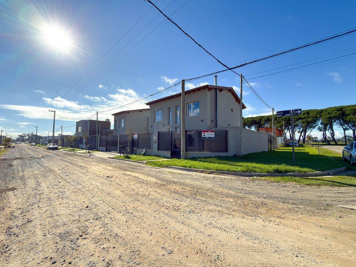 VENTA CASA EN PH DOS DORMITORIOS TANDIL