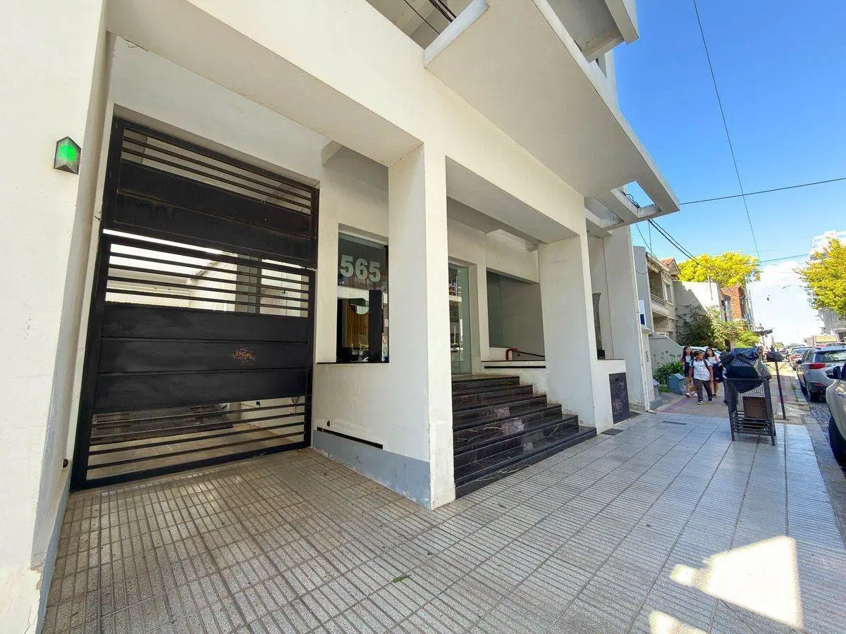 VENTA DEPARTAMENTO DE 2 DORMITORIOS TANDIL CENTRO 3