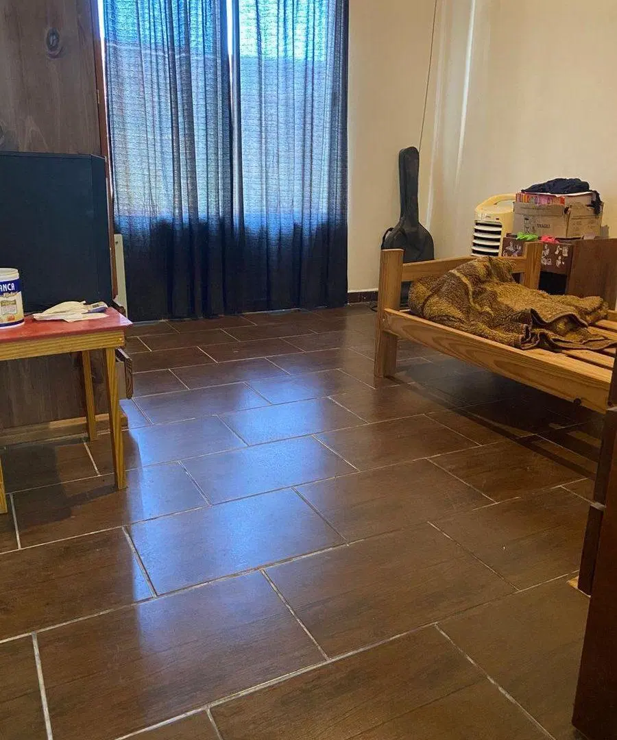 CASA EN VENTA DOS DORMITORIOS  RAUCH 2