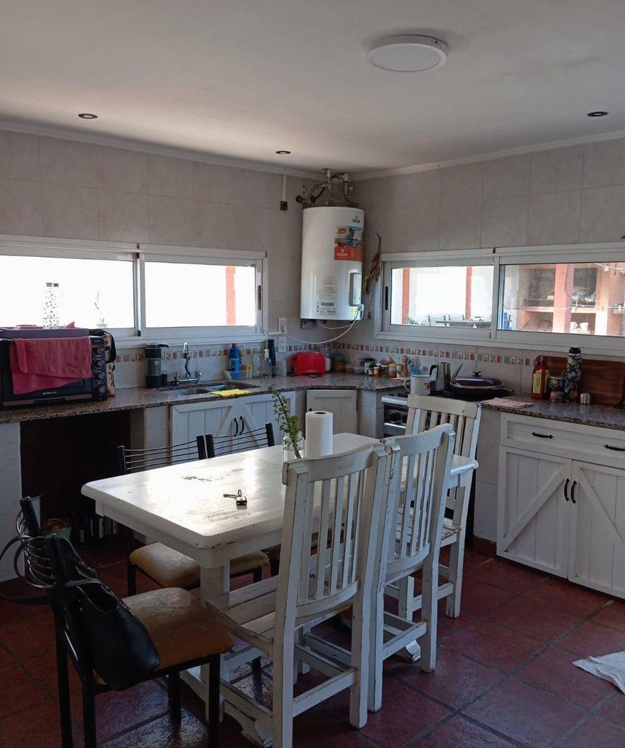 CASA EN VENTA 3 DORMITORIOS- TANDIL