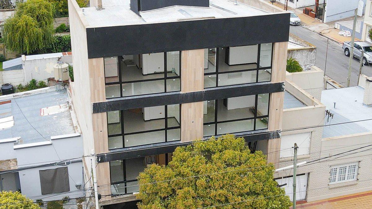 VENTA AL POZO DEPARTAMENTO DOS AMBIENTES CENTRICO