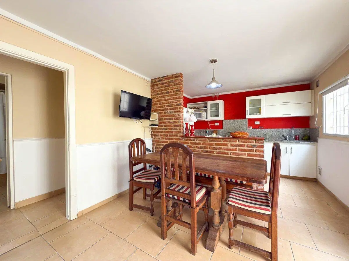 Venta de Casa Semicéntrica Tandil 3