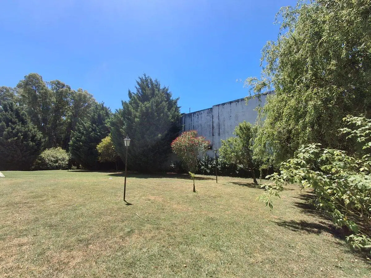 VENTA LOTE ZONA RESIDENCIAL BALNEARIO, AZUL 2