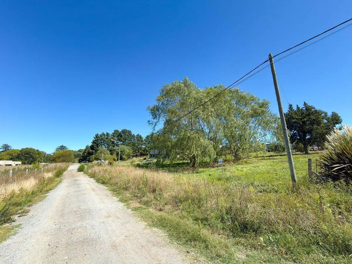 VENTA  IMPORTANTE LOTE - MI VALLE - TANDIL 4