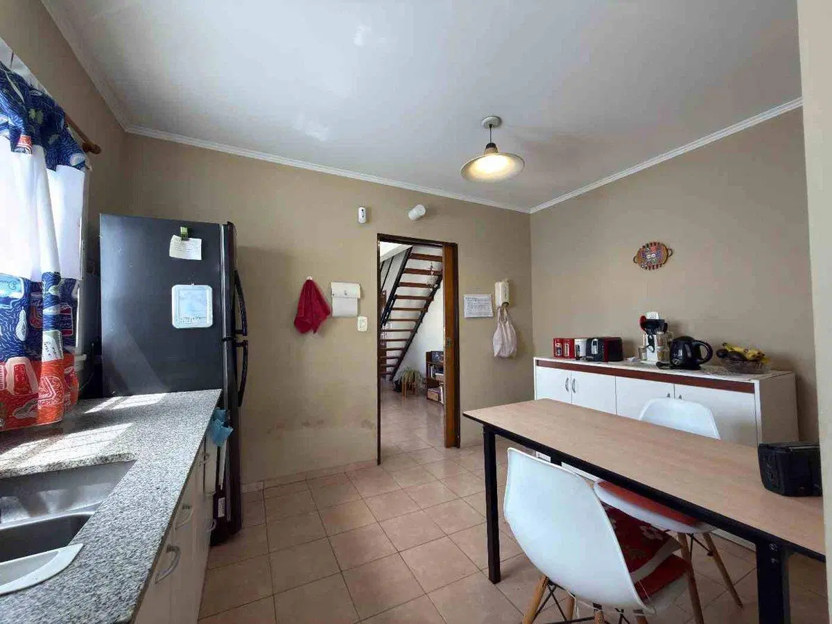 CASA 3 DORMITORIOS AMPLIO JARDIN - TANDIL 2
