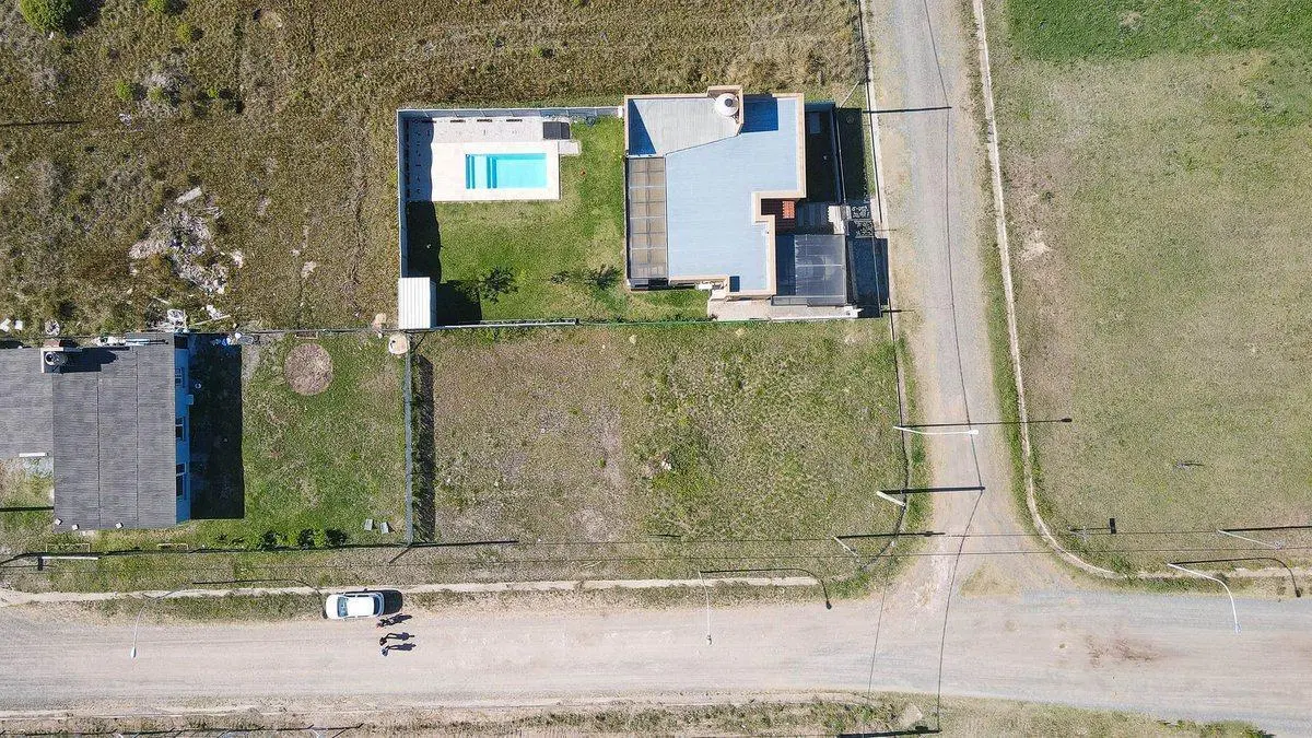 LOTE EN VENTA ZONA HIPODROMO TODOS LOS SERVICIOS 5