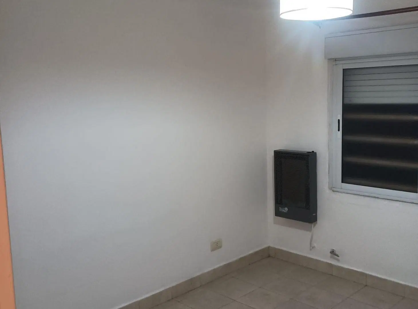 DEPARTAMENTO PLANTA BAJA Y ESTACIONAMIENTO TANDIL 5