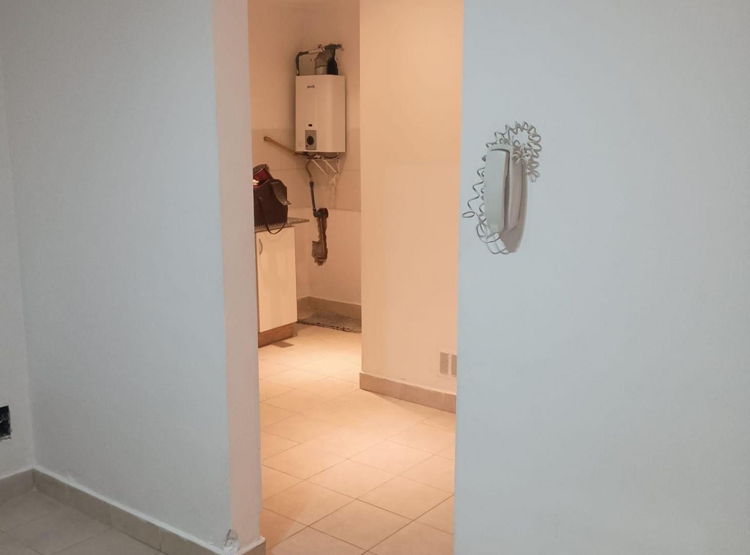 DEPARTAMENTO PLANTA BAJA  SEMI CENTRO TANDIL