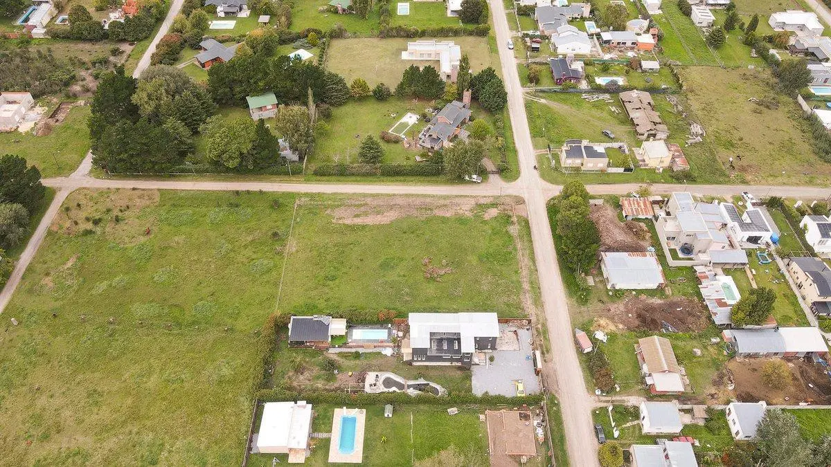VENTA AMPLIO LOTE ZONA SOCIEDAD RURAL TANDIL 3