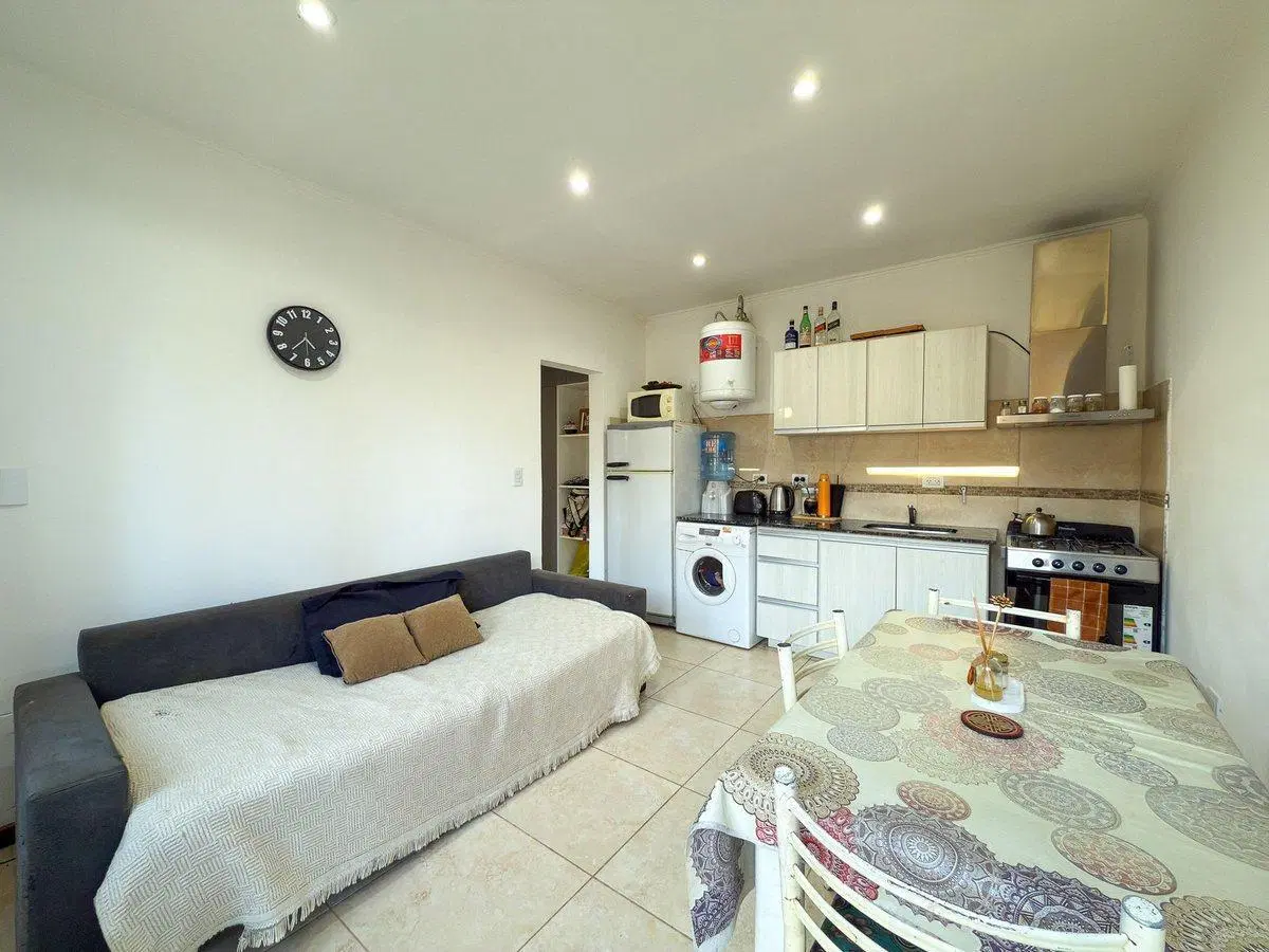 DEPARTAMENTO VENTA 1 DORMITORIO TANDIL COCHERA 3