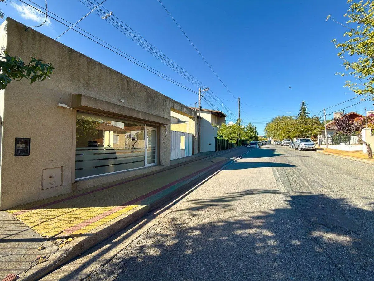 Oficinas y Depósitos en Venta - Tandil 5
