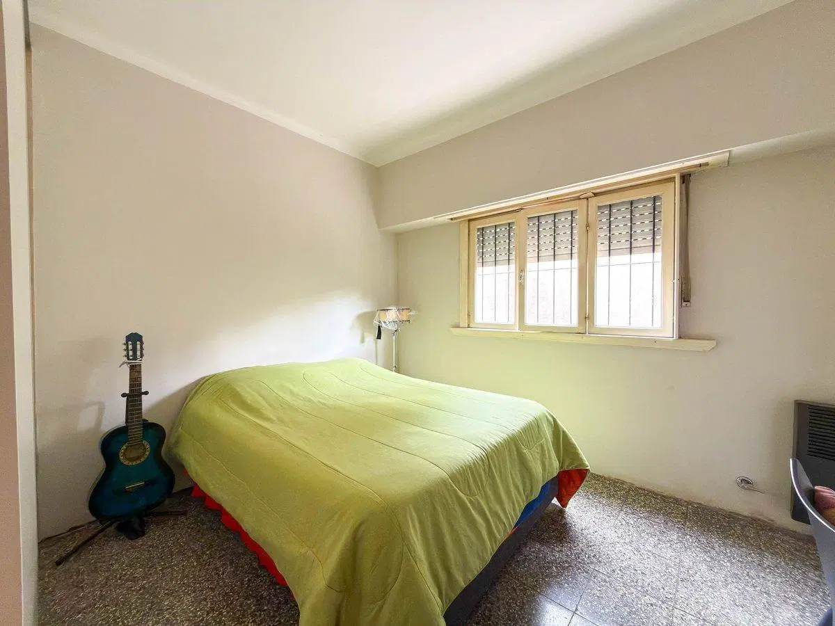Casa con garage más local en venta 3