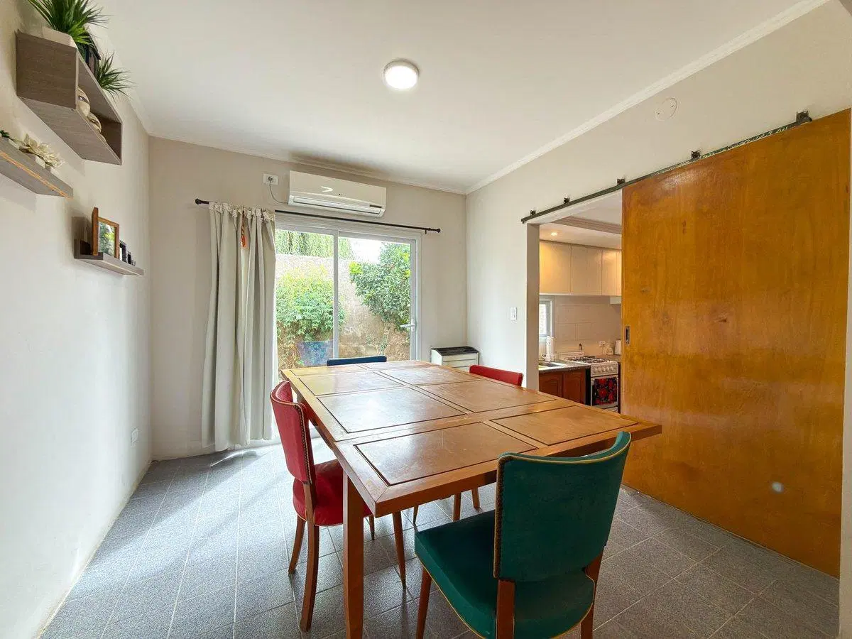 Casa con garage más local en venta 5