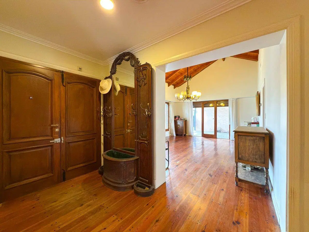 CASA EN VENTA BARRIO CERRITO TANDIL 5
