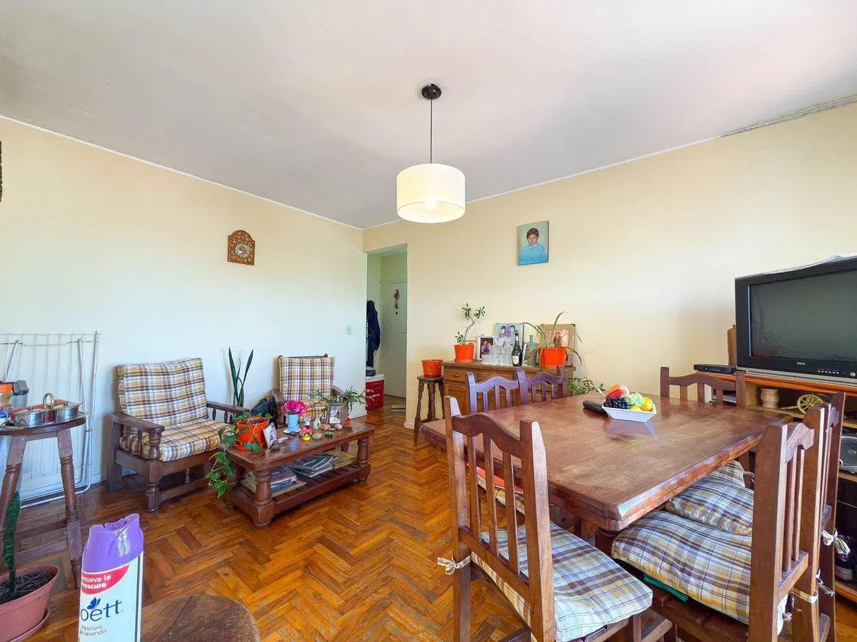 VENTA DEPTO 1 DORM. EN EDIFICIO CENTRICO-TANDIL 2