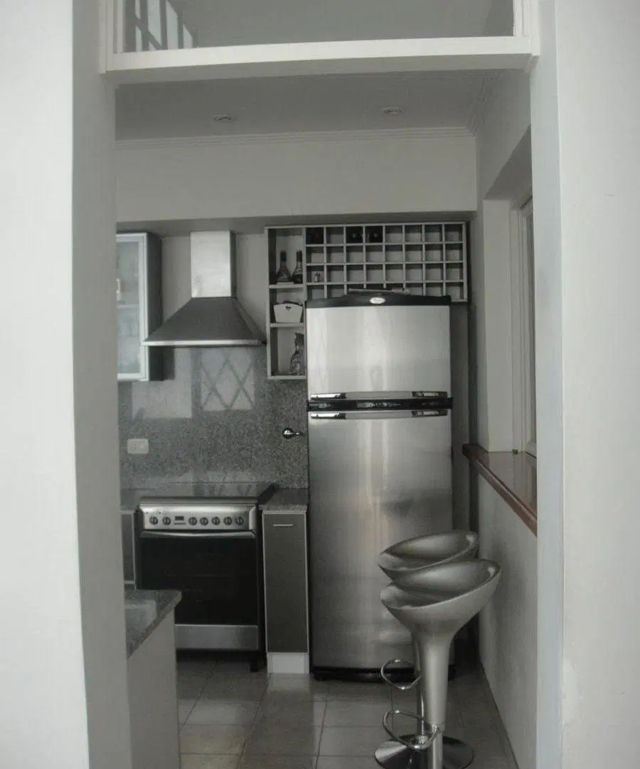 VENTA - CASA EN HIPOLITO YRIGOYEN 360 3