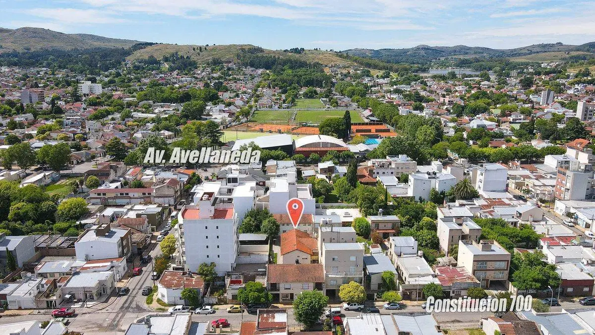 VENTA DEPTO 2 DORM. C/ ESTACIONAMIENTO ZONA CENTRO 3