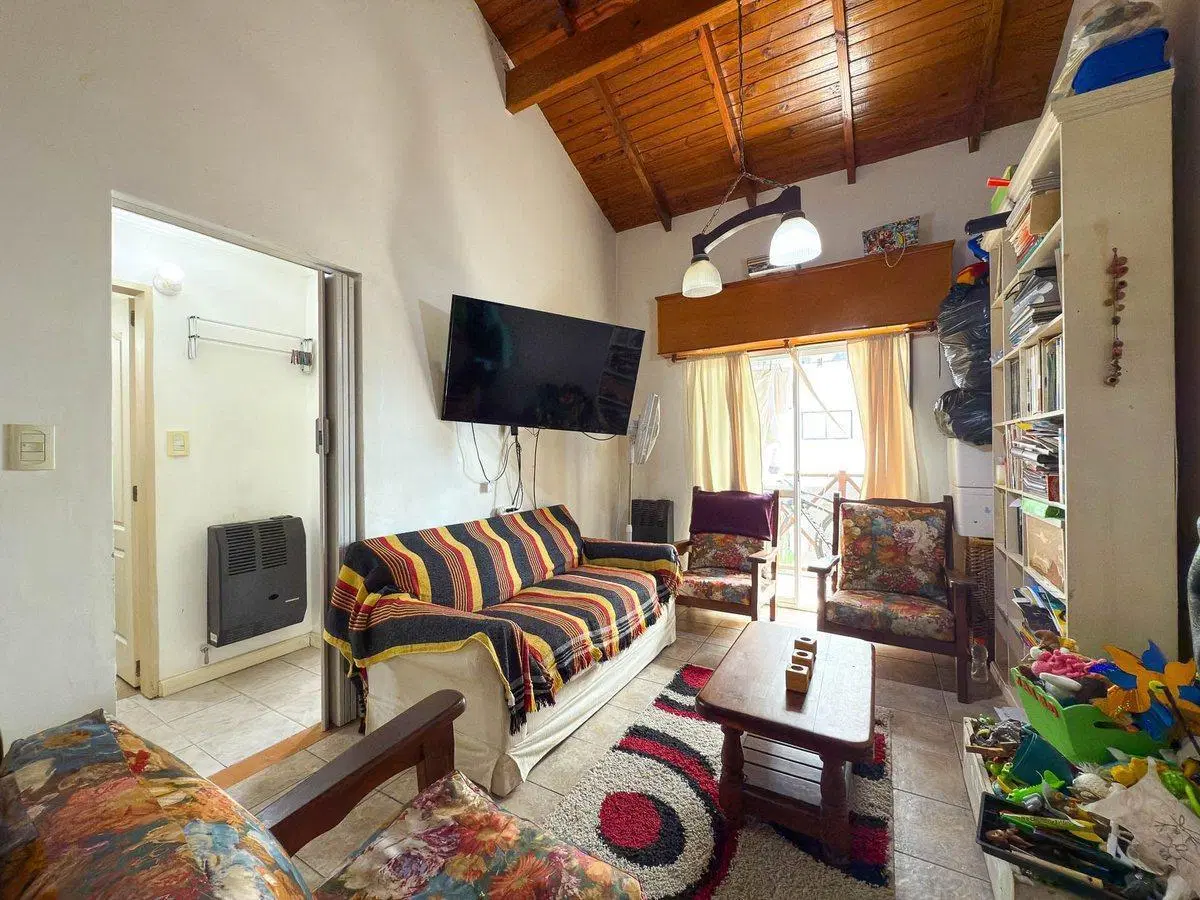 VENTA DEPTO 2 DORM. C/ ESTACIONAMIENTO ZONA CENTRO 2