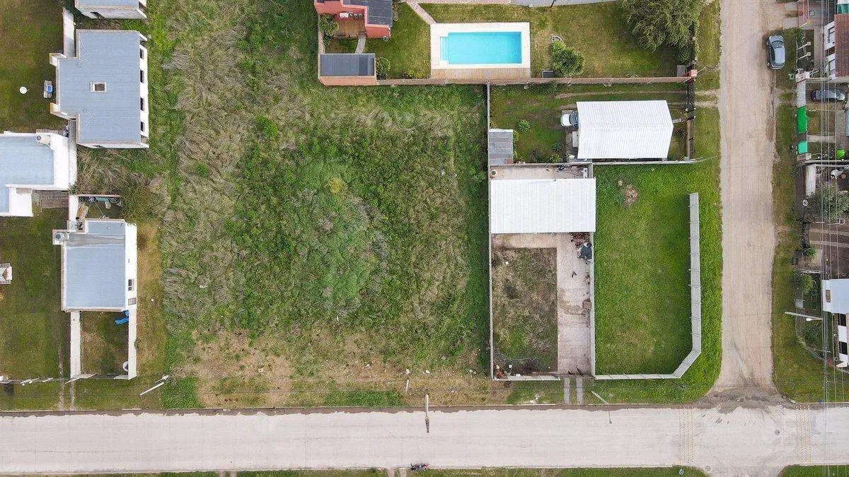 VENTA AMPLIO LOTE ZONA EN DESARROLLO FINANCIACIÓN 4