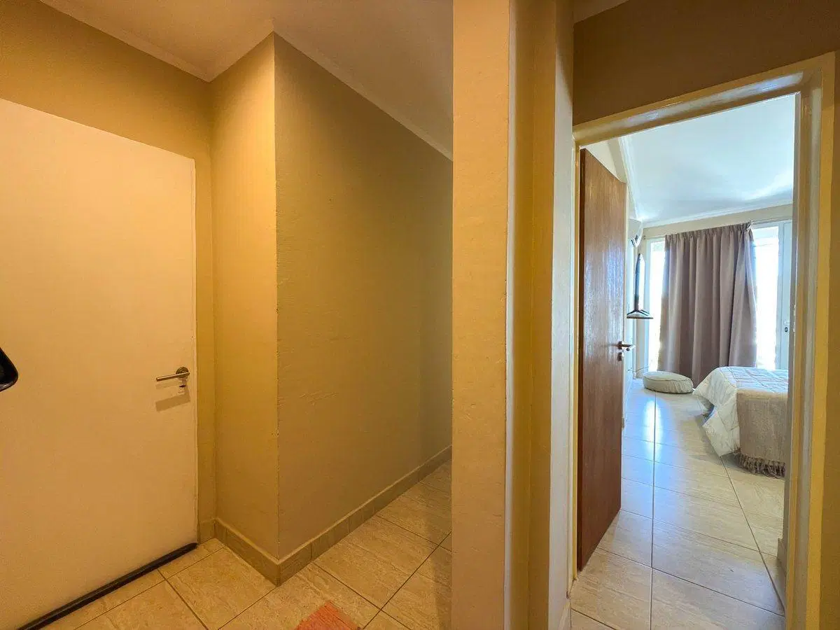 VENTA DEPTO  2 DORMITORIO SOBRE AV. BRASIL  TANDIL 3