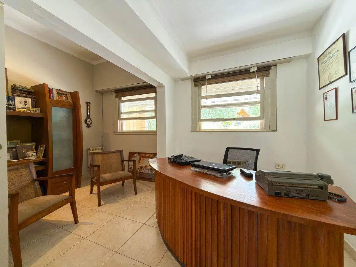 Casa Barrio Golf VENTA con pileta Tandil 3