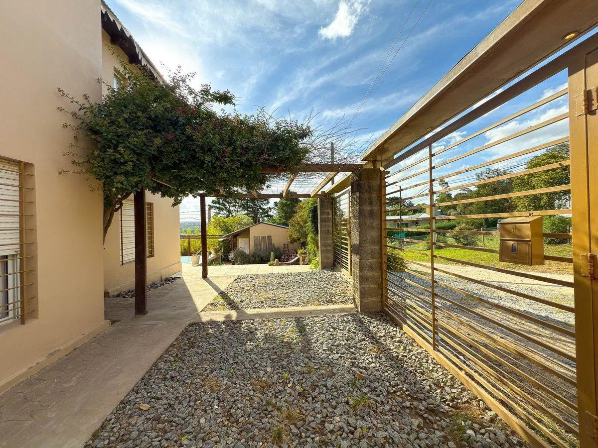 Venta Excepcional Casa Semicéntrica Tandil 4