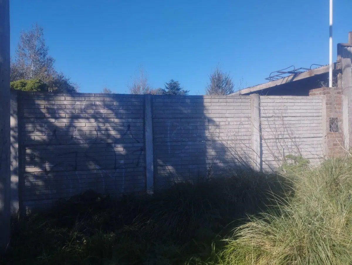 LOTE CON CONSTRUCCIÓN CON PROYECTO APROBADO 3