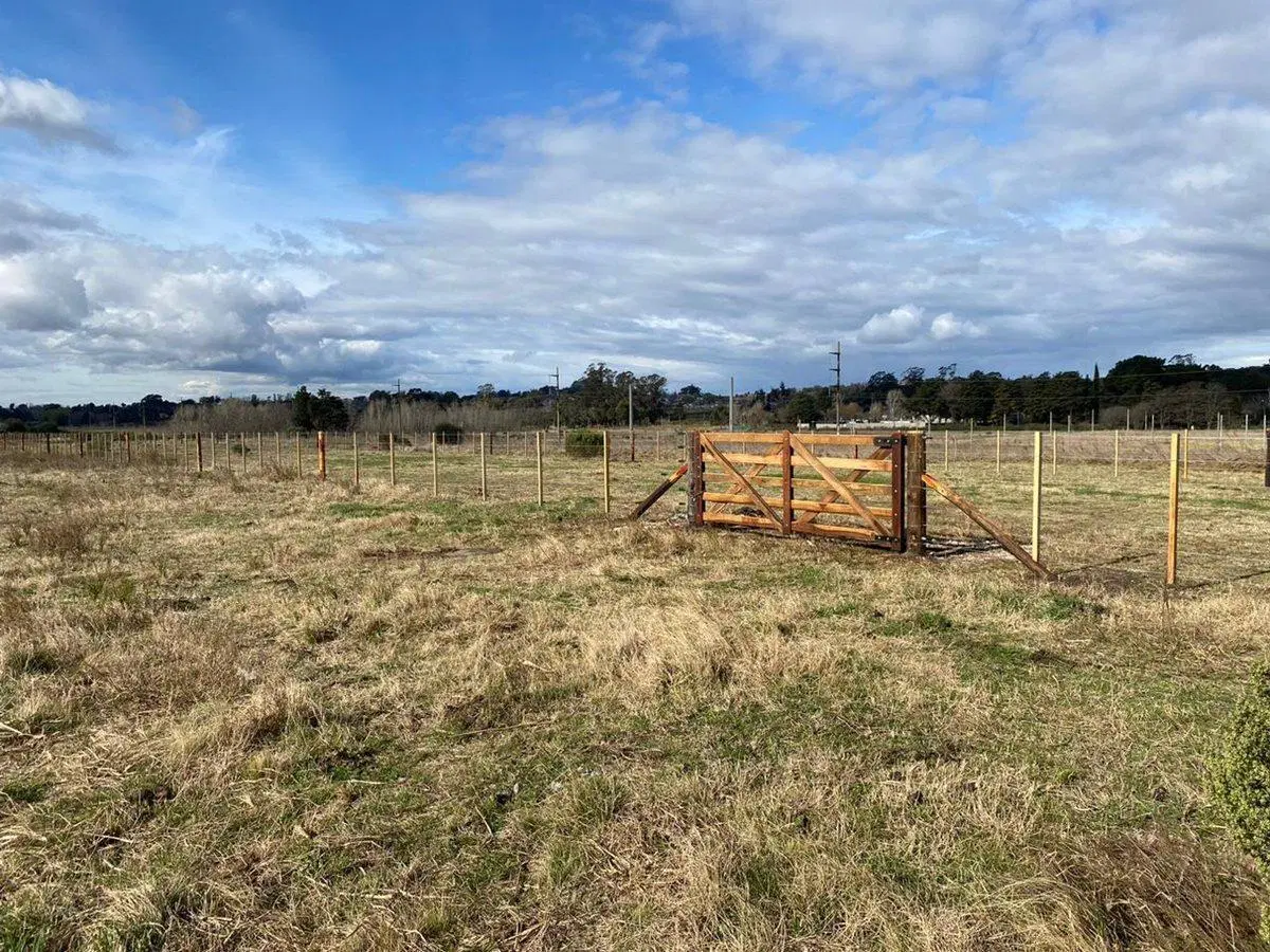 VENTA O PERMUTA AMPLIO LOTE EN CERRO LEONES TANDIL 2