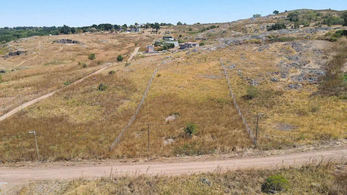 VENDO AMPLIO LOTE EN TANDIL 4
