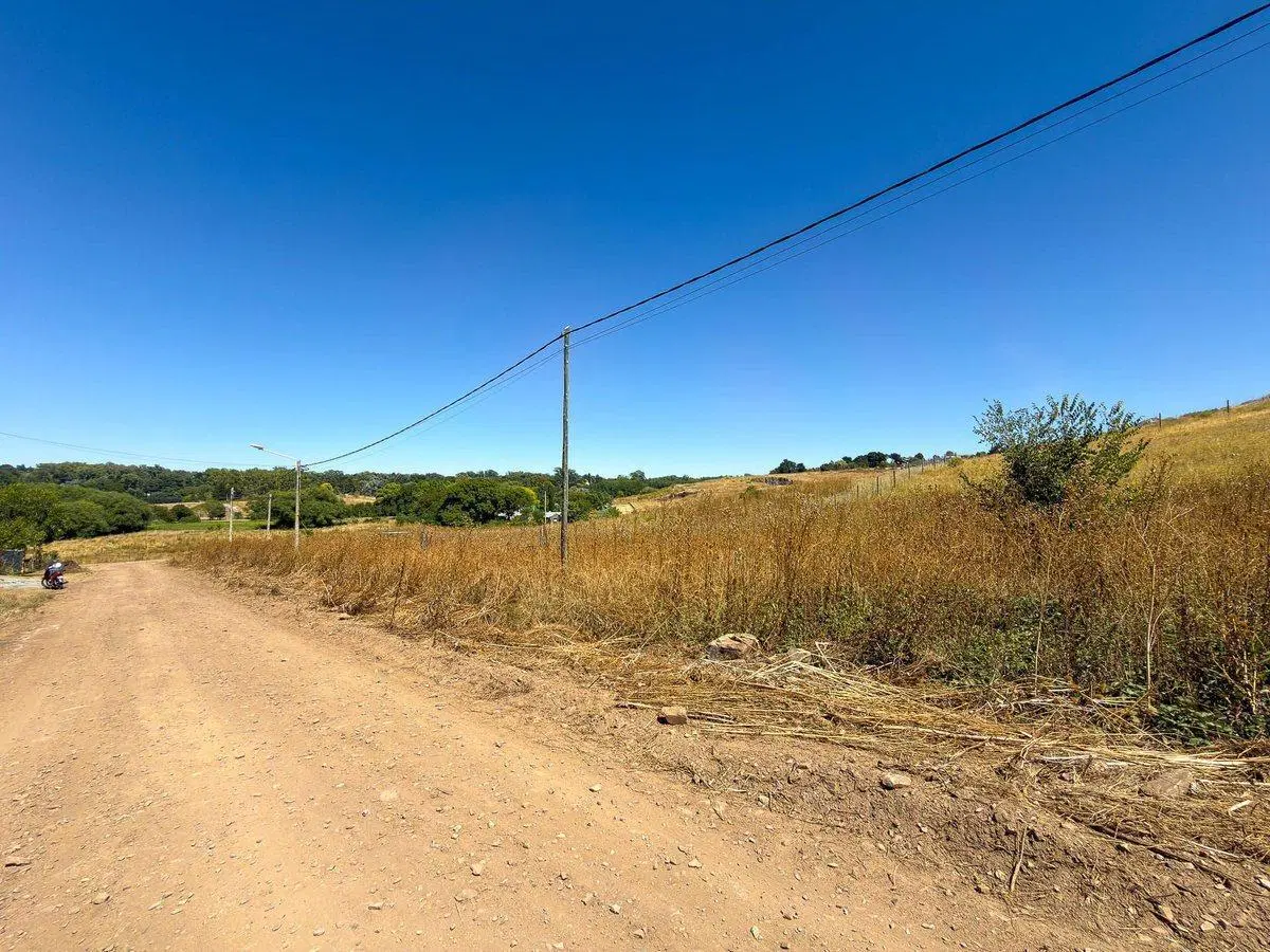 VENDO AMPLIO LOTE EN TANDIL 5