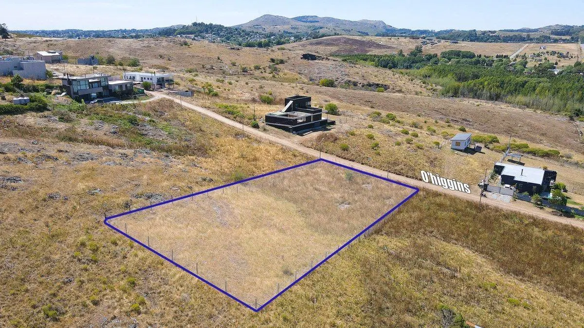 VENDO AMPLIO LOTE EN TANDIL 2